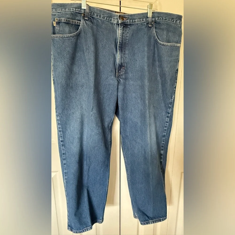 LL Bean MEN'S JEANS Relaxed Fit Medium Blue Denim Wash Straight Leg 44x30 - Picture 8 of 14